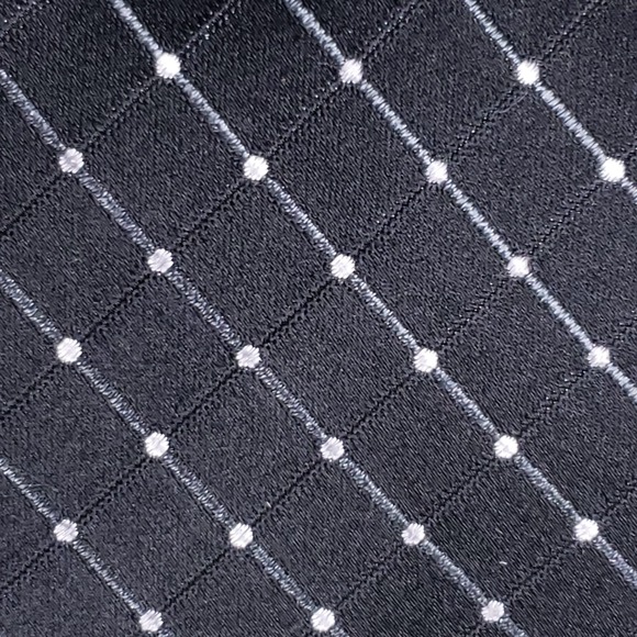 Geoffrey Beene Silk Necktie Black White Grid Dotted Classic Elegant Formalwear - Picture 2 of 6